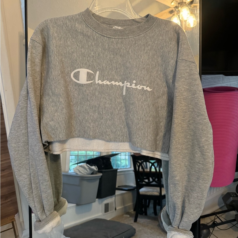 Champion cropped crewneck